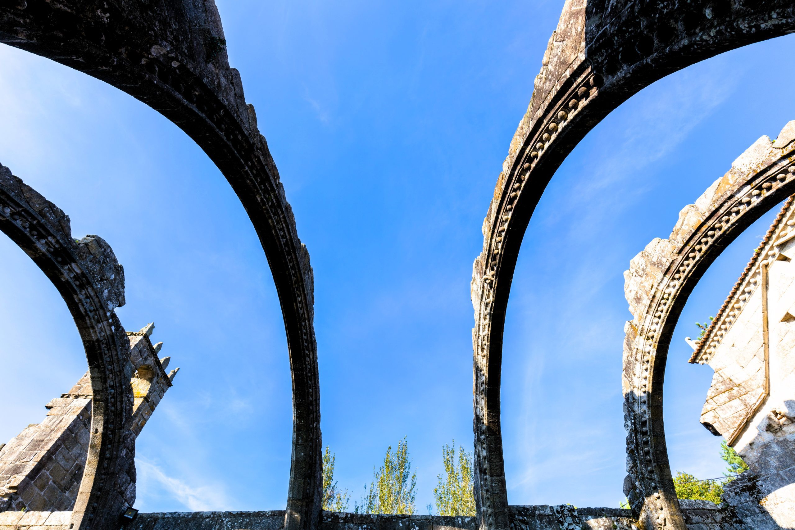Ruinas_de_Santa_Mariña_Dozo,_Cambados,_Pontevedra,_España,_2015-09-23,_DD_37 Ruinas_de_Santa_Mariña_Dozo,_Cambados,_Pontevedra,_España,_2015-09-23,_DD_37